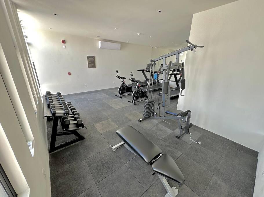 Comfortable W/ Views Rooftop Pool & Gym - 319 Musa *